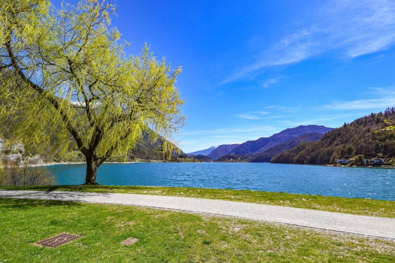 Apartmán Sky&Pool Dom Riva del Garda Exteriér fotografie
